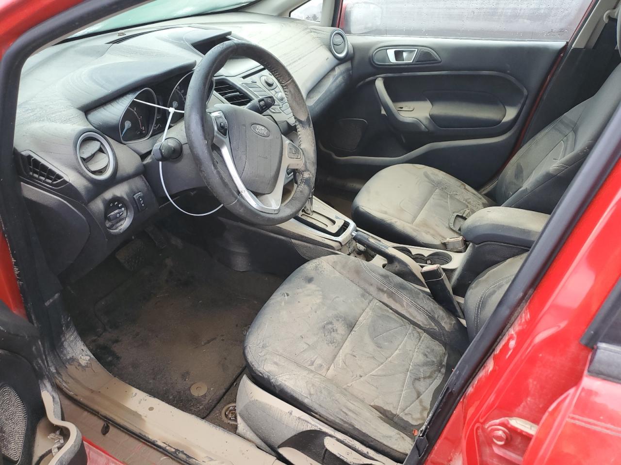 3FADP4BJ2FM138094 2015 Ford Fiesta Se