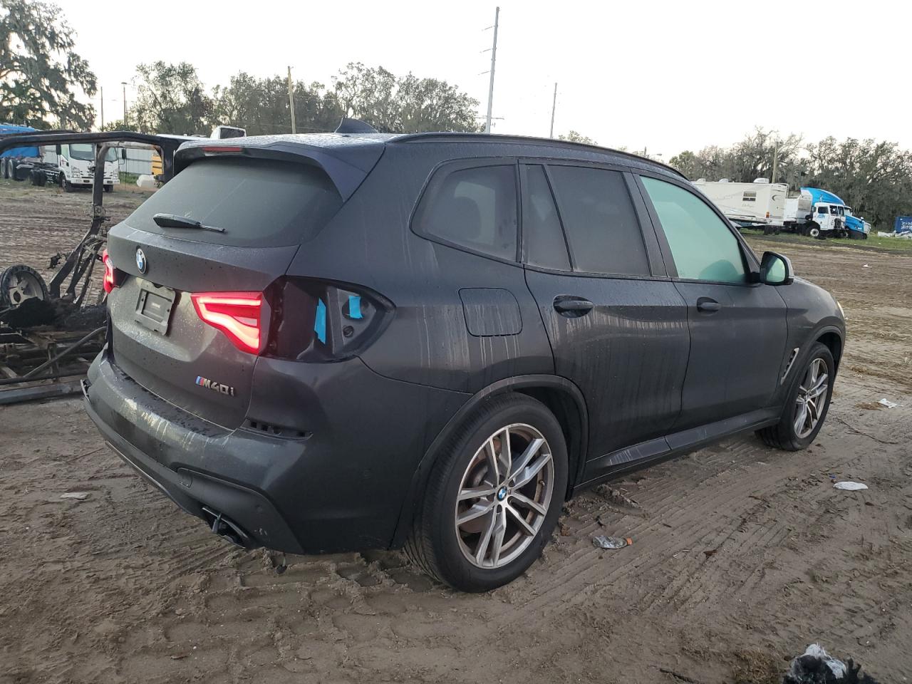 VIN 5UXTS3C51J0Z01183 2018 BMW X3 no.3