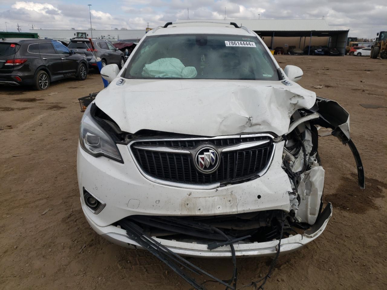 VIN LRBFX3SX8KD030018 2019 BUICK ENVISION no.5