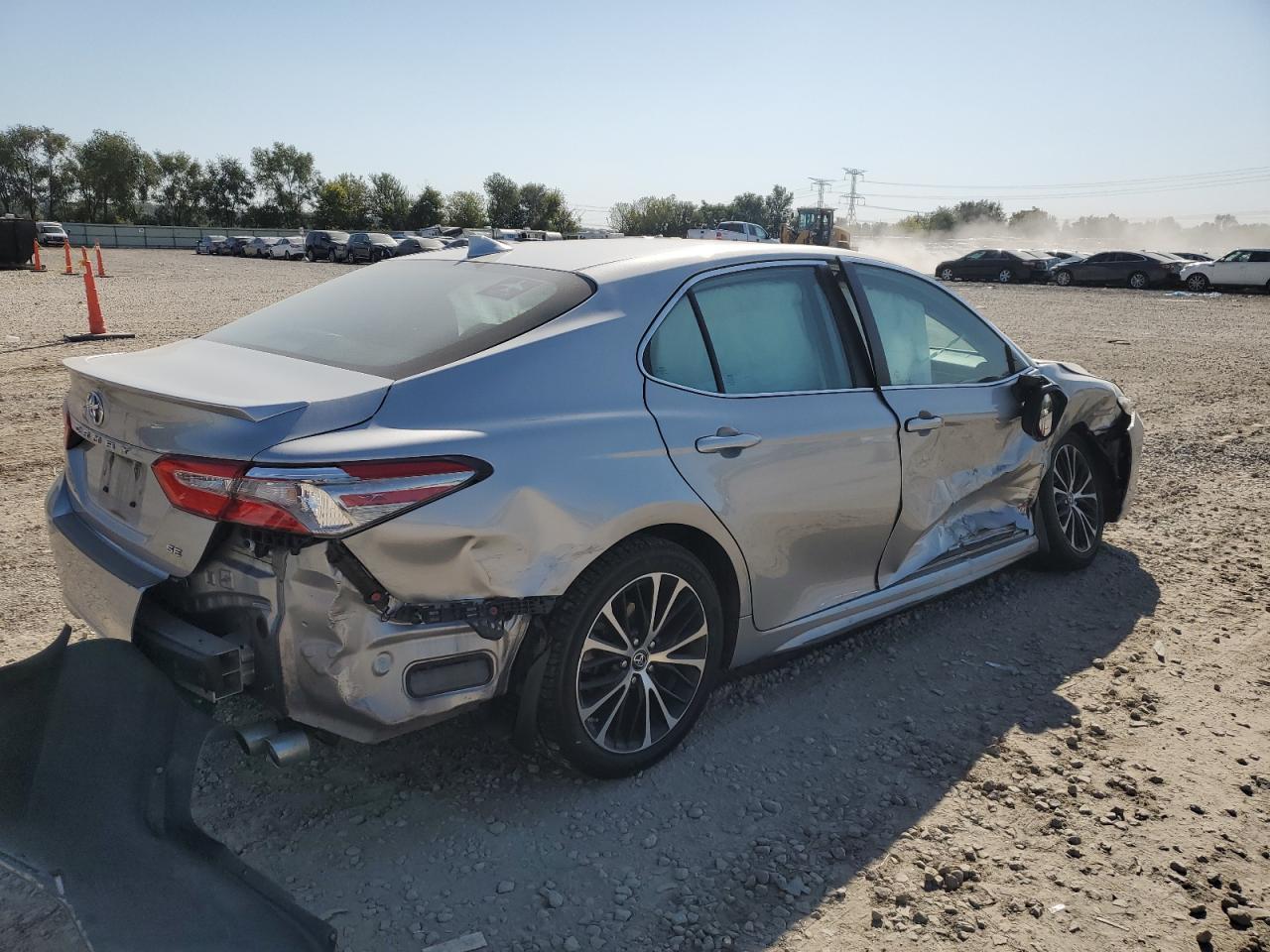 2019 Toyota Camry - Image 3
