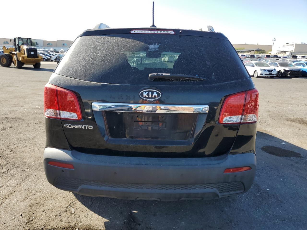 2011 Kia Sorento Base VIN: 5XYKT4A11BG153840 Lot: 76141174