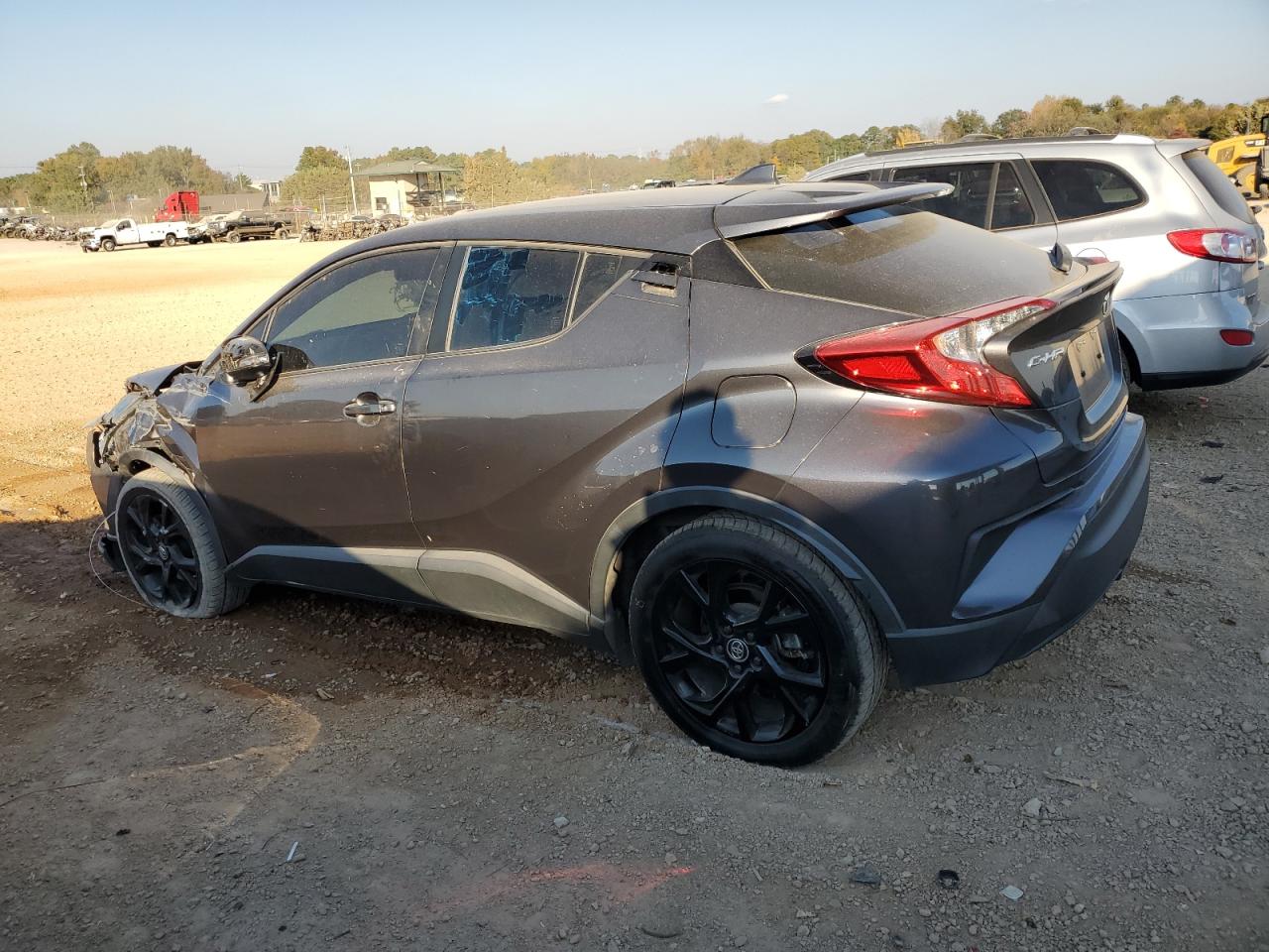 VIN JTNKHMBX4J1006099 2018 TOYOTA C-HR no.2