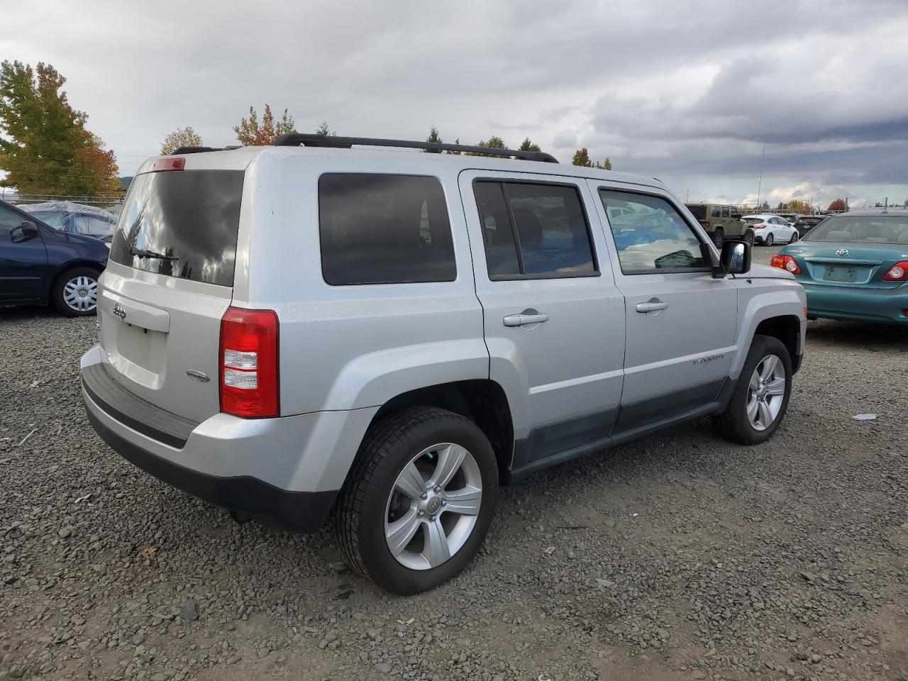 2011 Jeep Liberty (Patriot) - Image 3