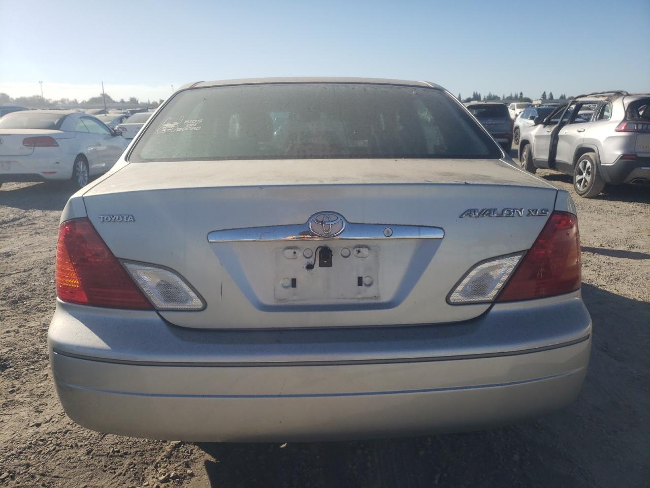 2000 Toyota Avalon Xl VIN: 4T1BF28B9YU062859 Lot: 75572744