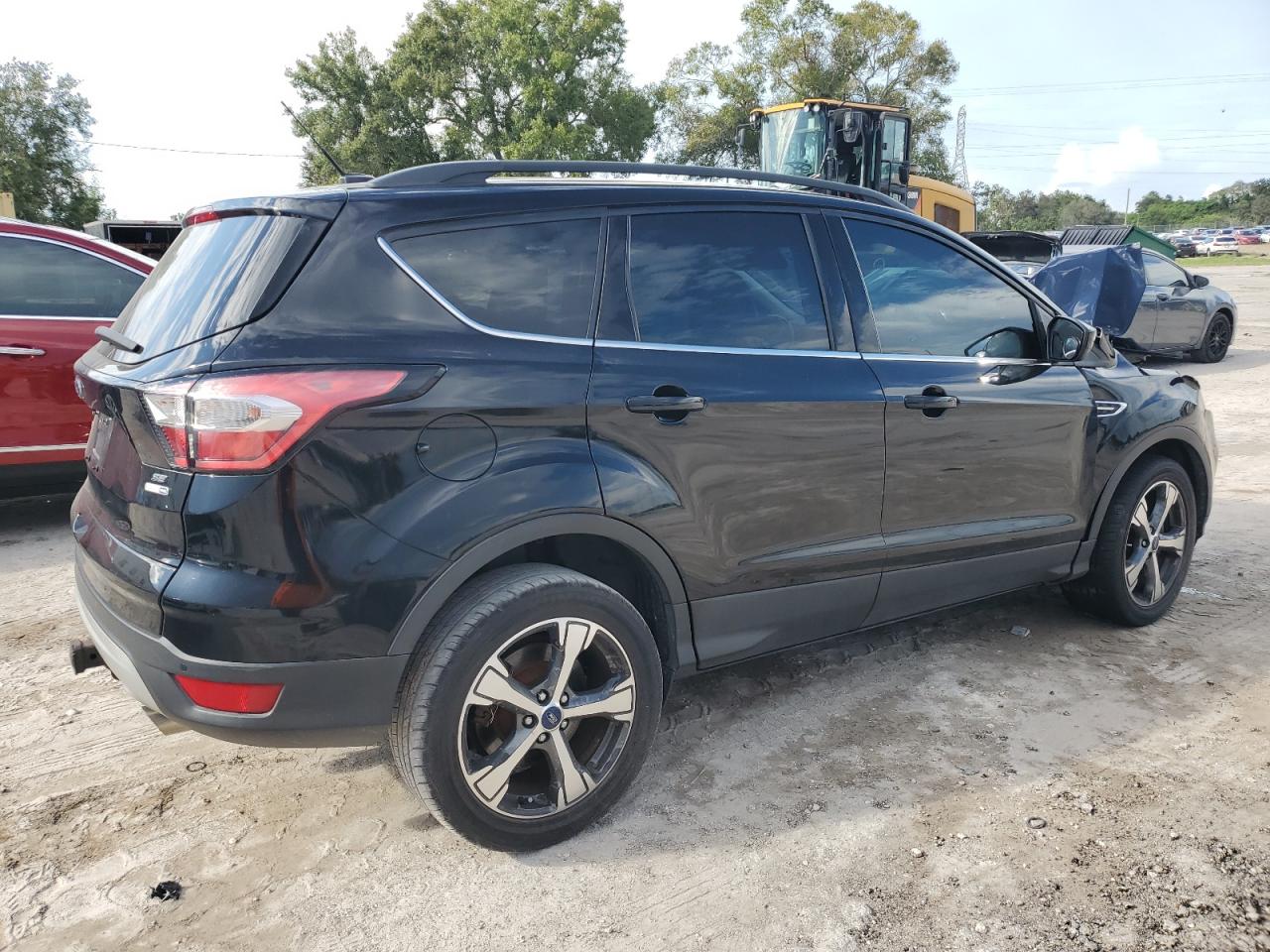 2017 Ford Escape - Image 3