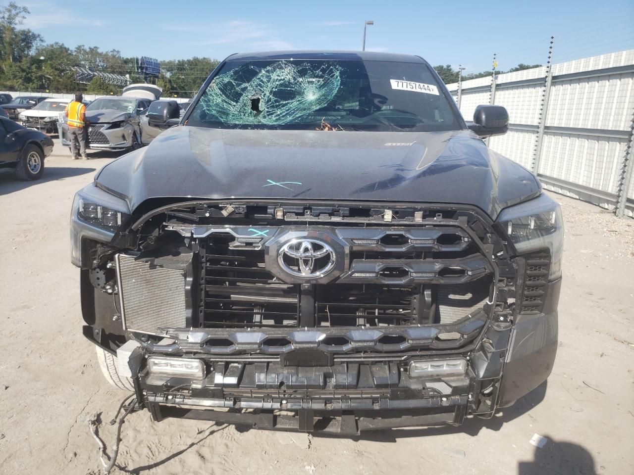 2023 Toyota Tundra - Image 5