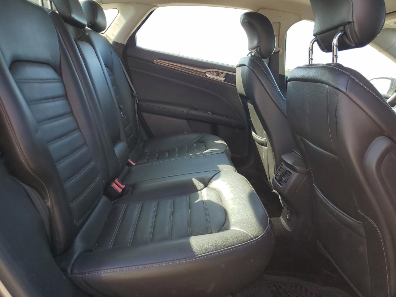 2013 Ford Fusion - Image 10