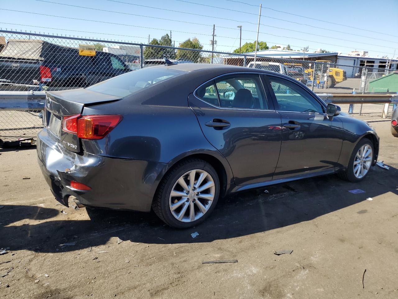 2010 Lexus IS - Image 3