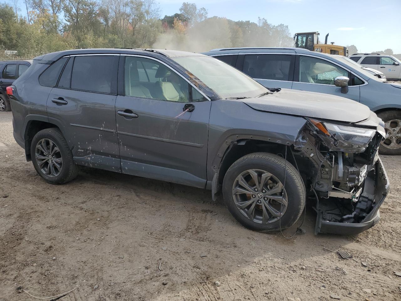 JTMB6RFV7RD123024 2024 Toyota Rav4 Xle Premium