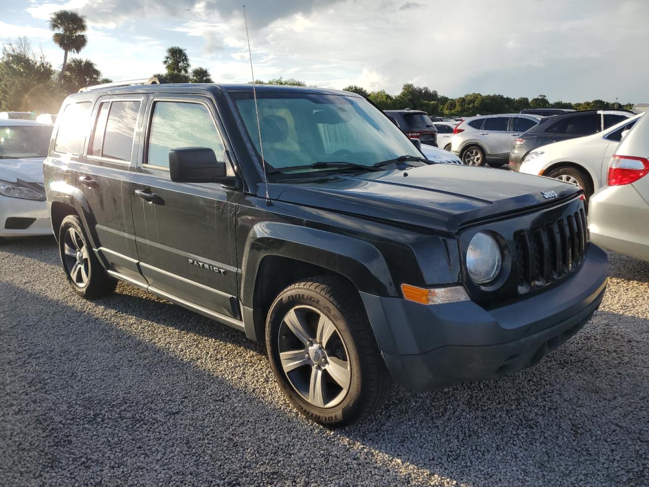 2016 Jeep Liberty (Patriot) - Image 4