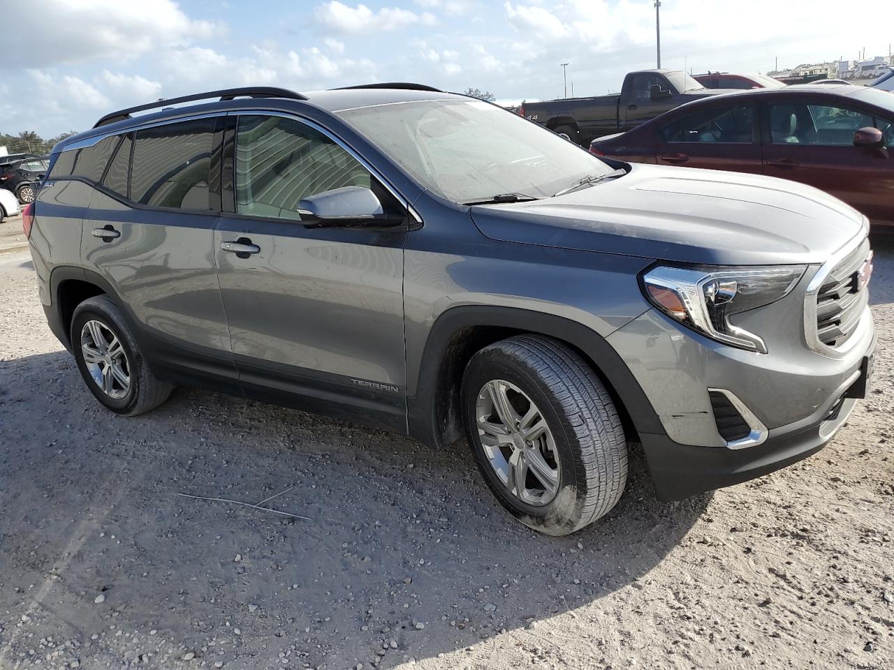 2019 GMC Terrain - Image 4