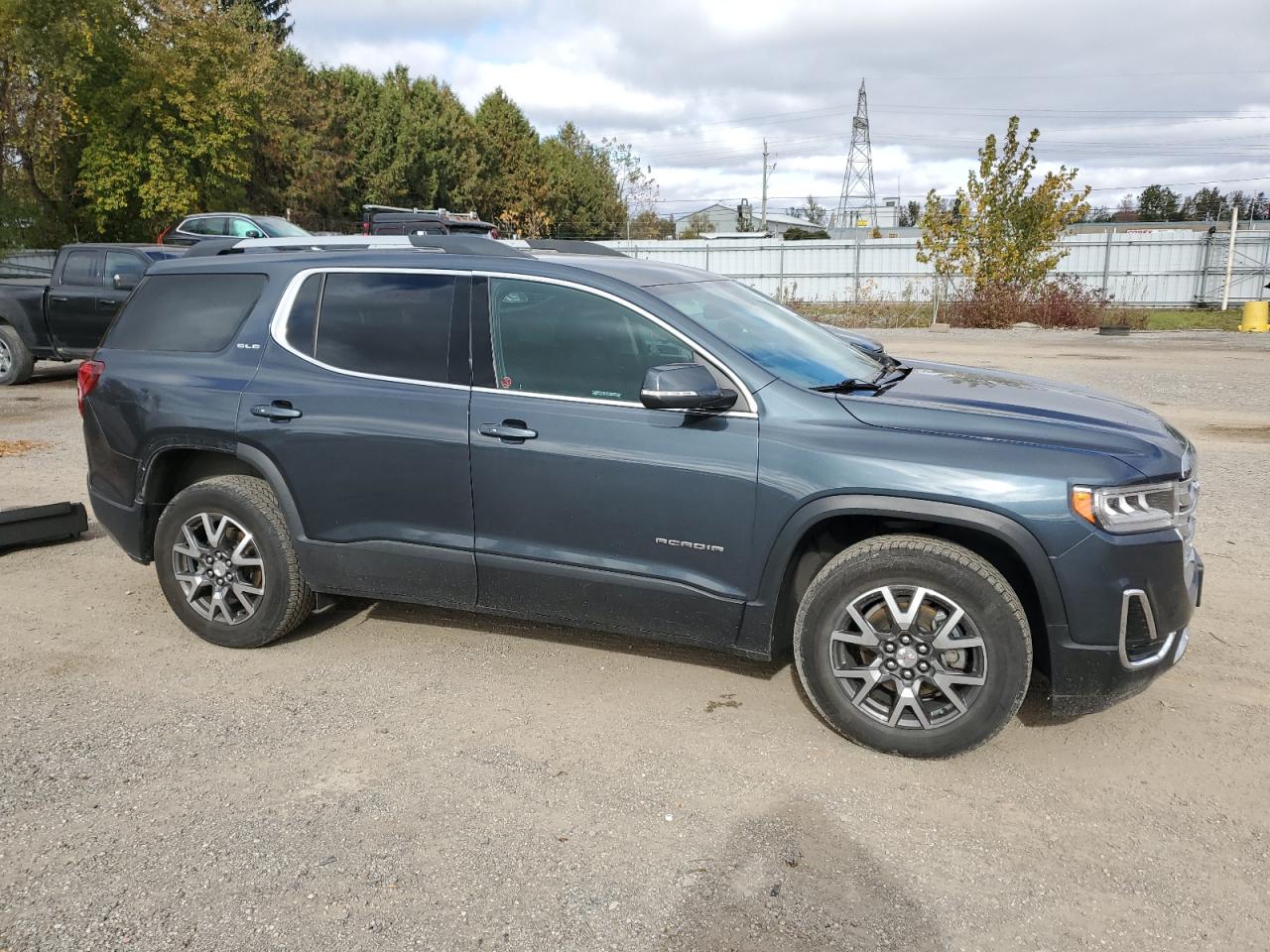 2020 GMC Acadia - Image 4