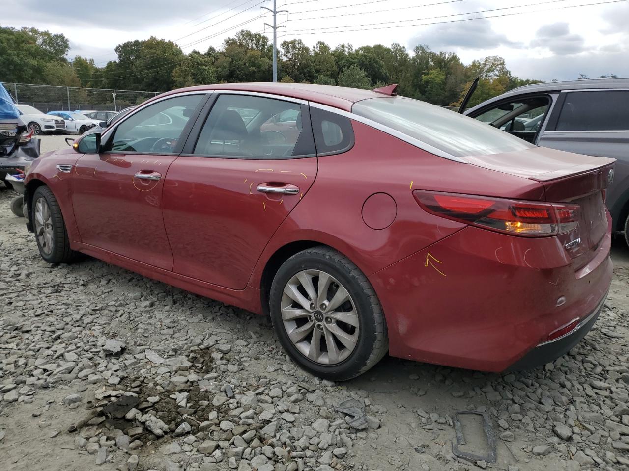 2018 Kia Optima Lx VIN: 5XXGT4L37JG195050 Lot: 76105464