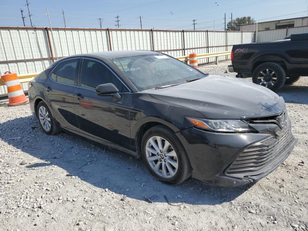 VIN 4T1B11HK6KU190539 2019 TOYOTA CAMRY no.4