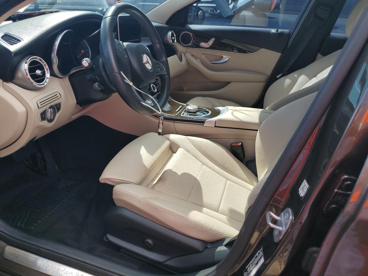 2018 Mercedes-Benz C 300 VIN: WDDWF4JB8JR407261 Lot: 73969284