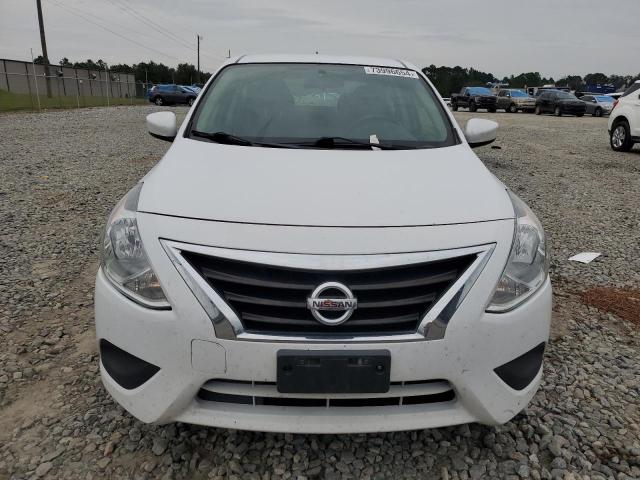  NISSAN VERSA 2019 Білий