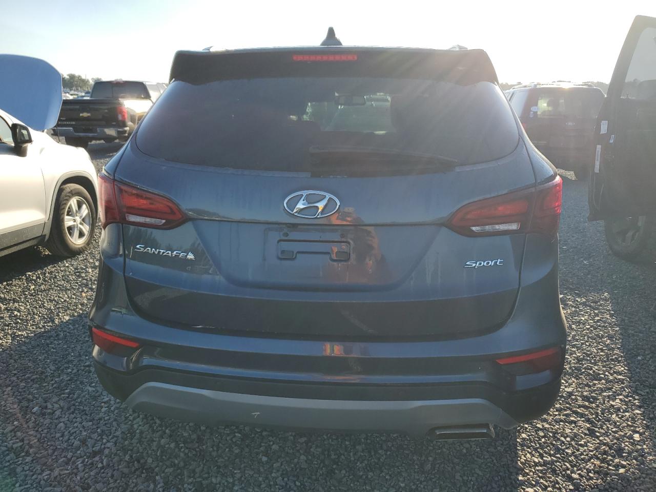 5NMZU3LBXHH045341 2017 Hyundai Santa Fe Sport