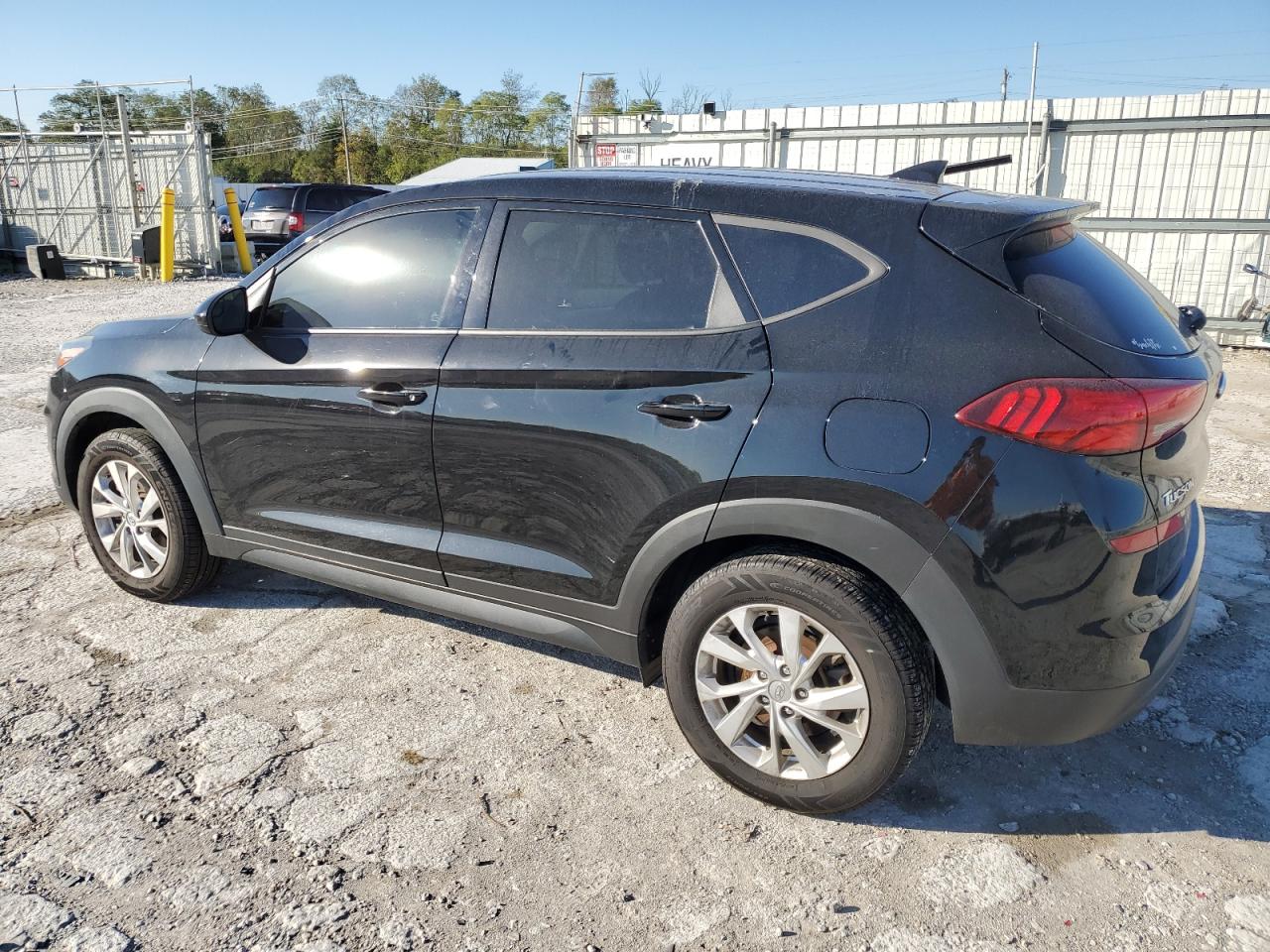 2019 Hyundai Tucson - Image 2