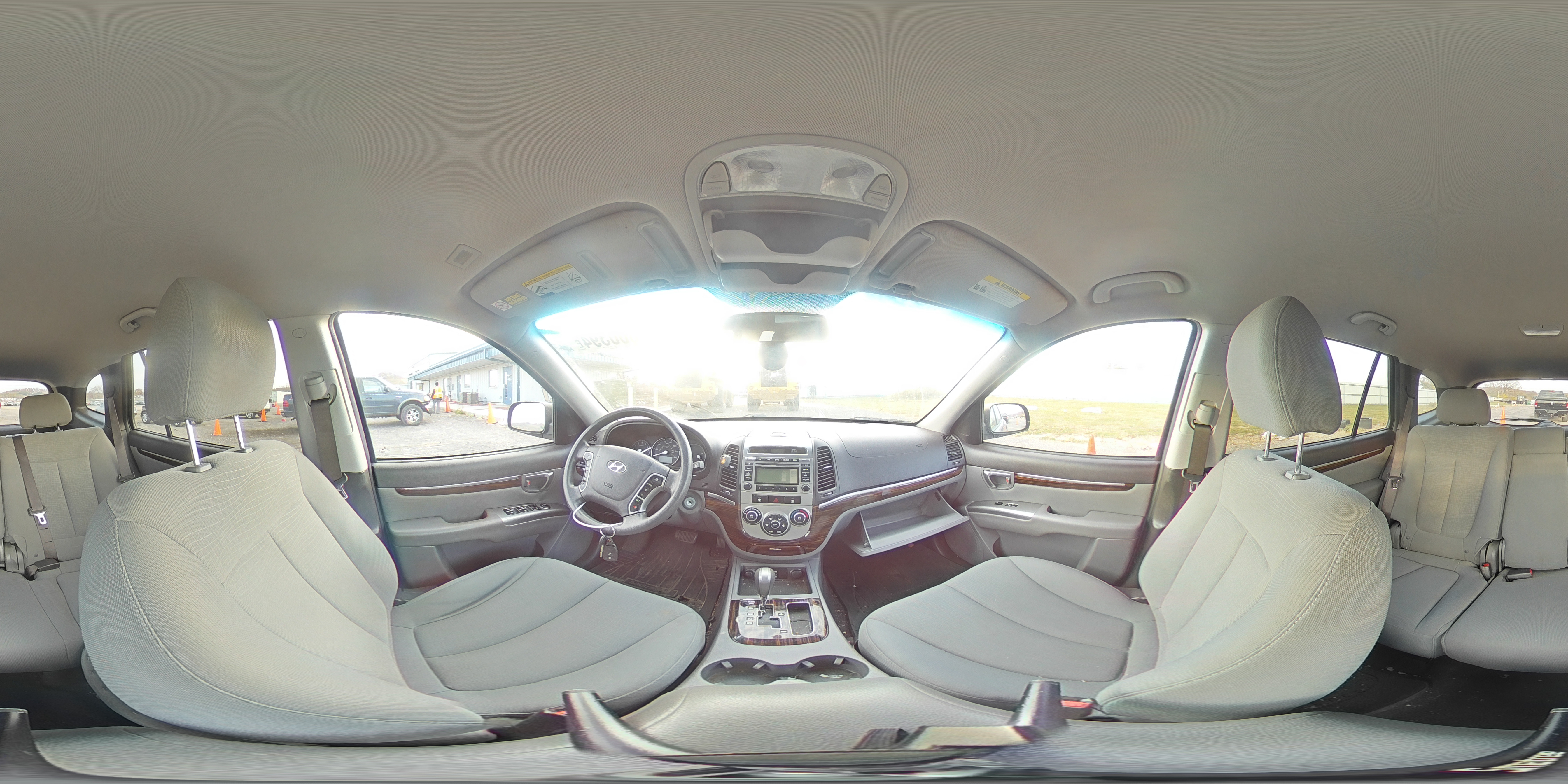 2010 Hyundai Santa Fe - Image 14