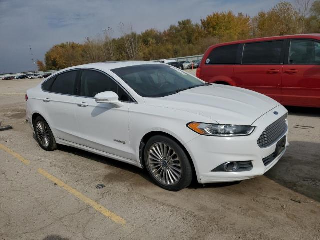  FORD FUSION 2013 Белы