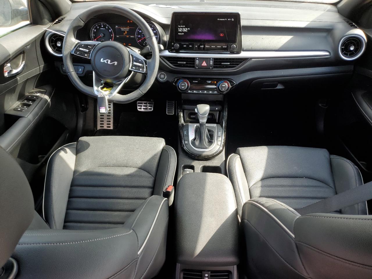 2024 Kia Forte - Image 8