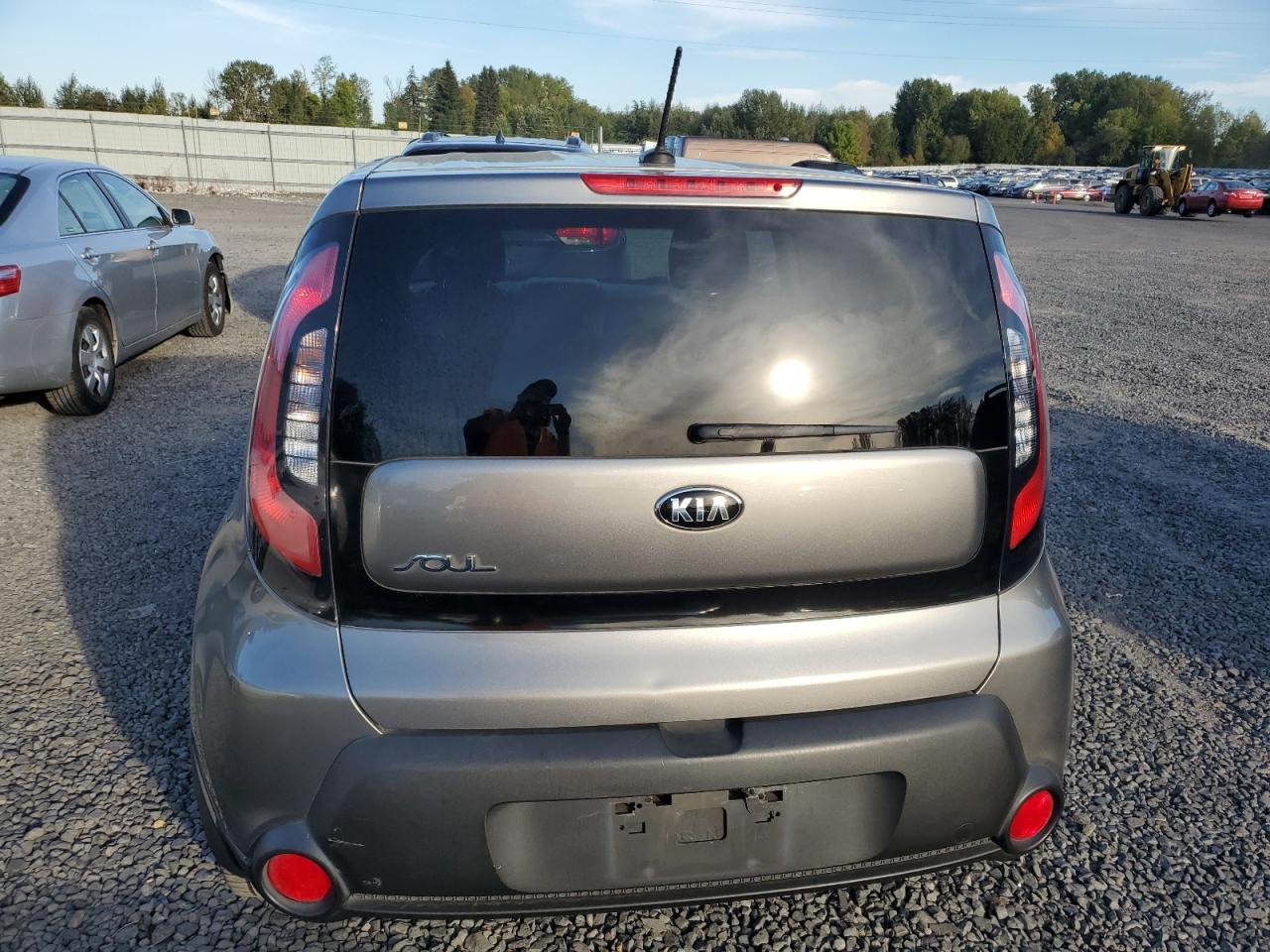 2015 Kia Soul VIN: KNDJN2A28F7215613 Lot: 74508504