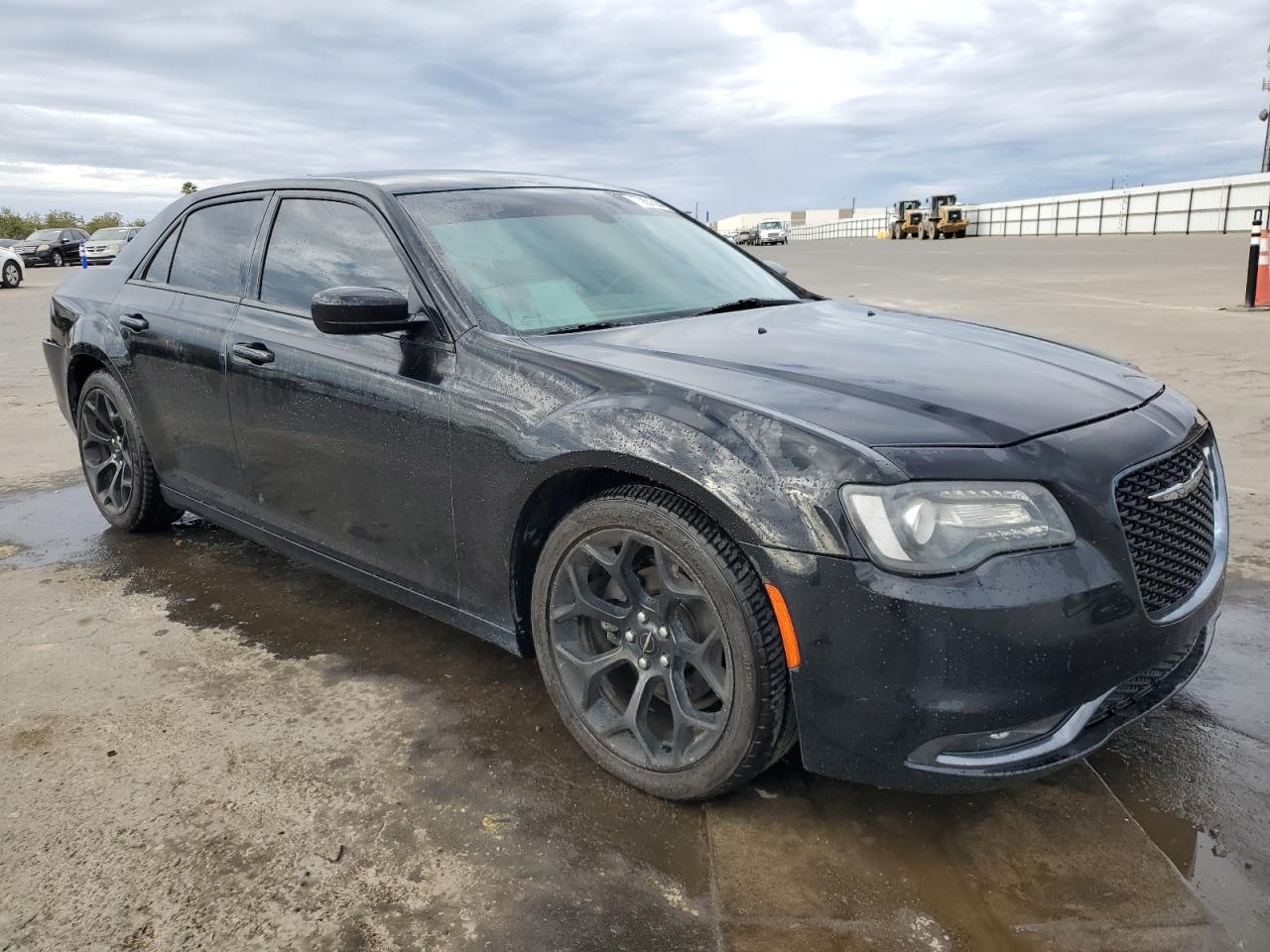 2016 Chrysler 300 S VIN: 2C3CCABG9GH260878 Lot: 73801884