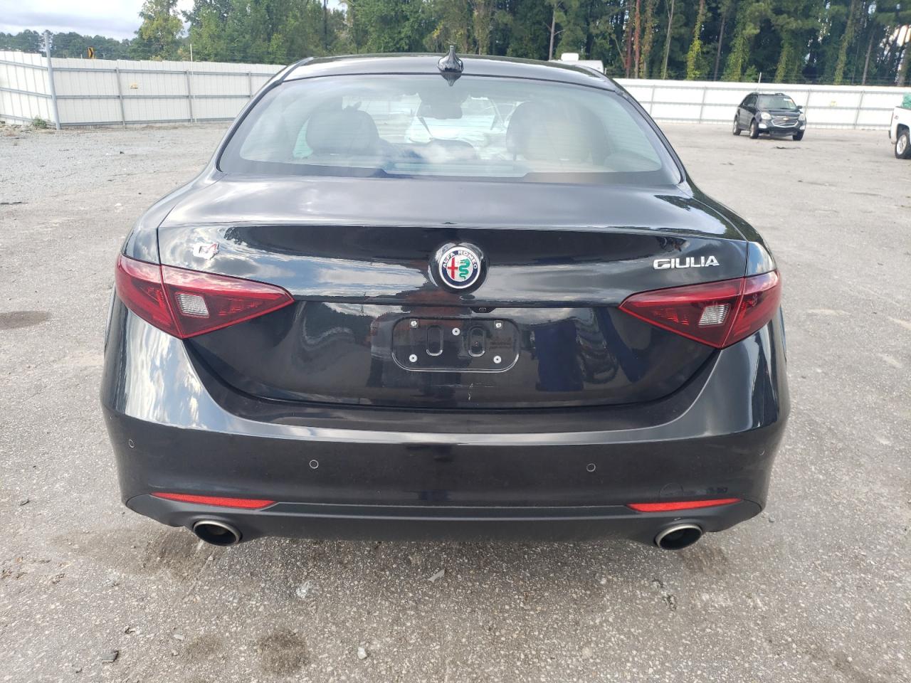 2017 Alfa Romeo Giulia Ti Q4 VIN: ZARFAEEN2H7533033 Lot: 74056214