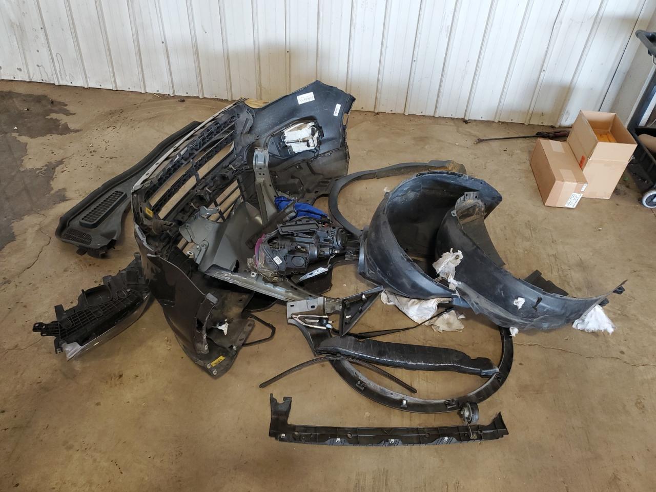 1FMCU9GD4JUD13329 FORD ESCAPE 2018