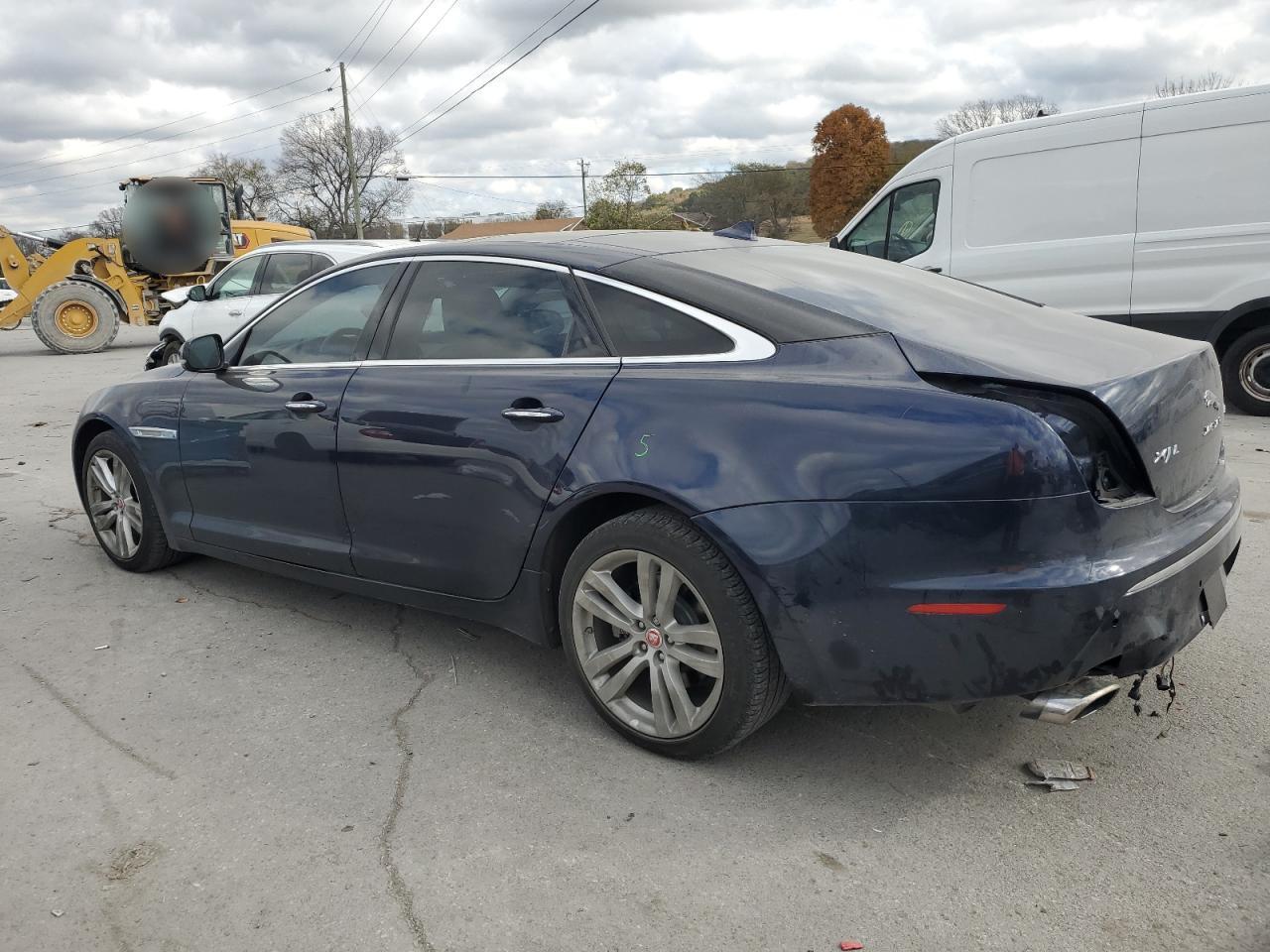 VIN SAJWA2GZ9F8V79511 2015 JAGUAR XJ no.2