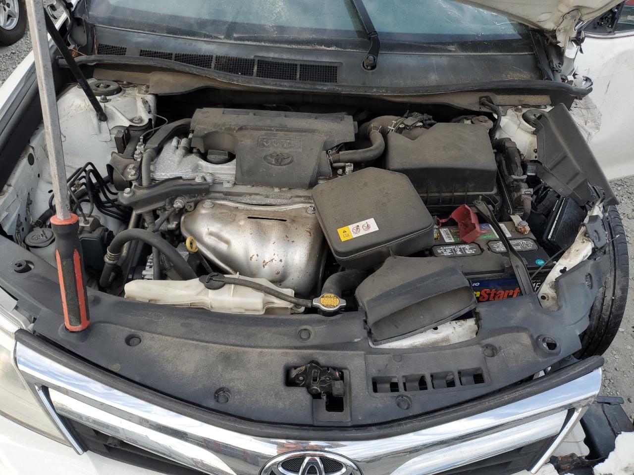 2014 Toyota Camry - Image 11