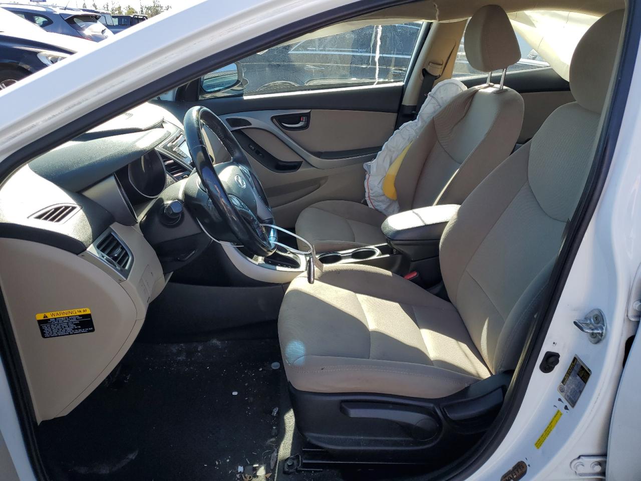 5NPDH4AE0GH674657 2016 Hyundai Elantra Se