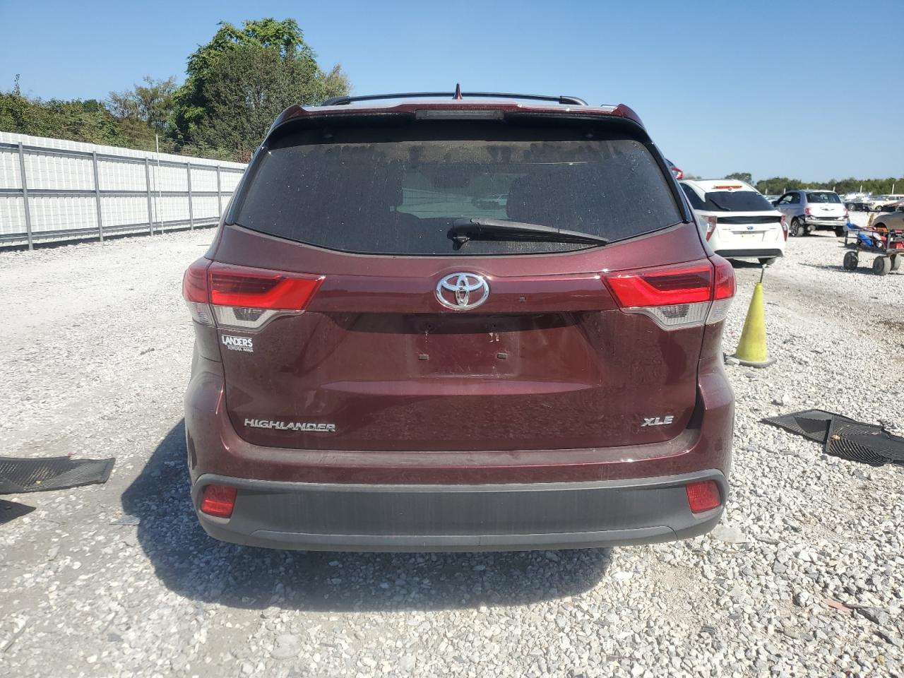 2019 Toyota Highlander Se VIN: 5TDKZRFH7KS338348 Lot: 74007684