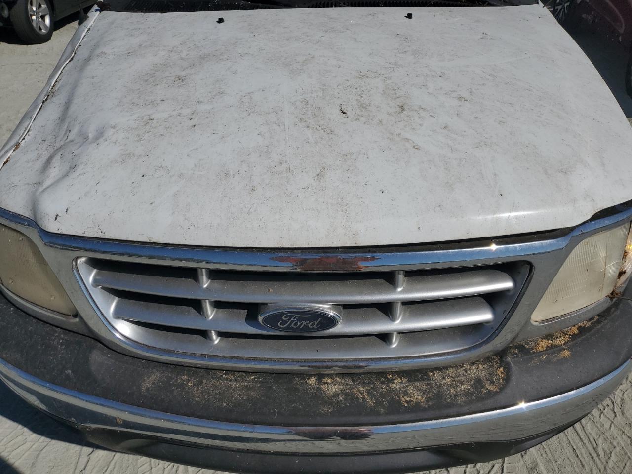2001 Ford F-150 - Image 11