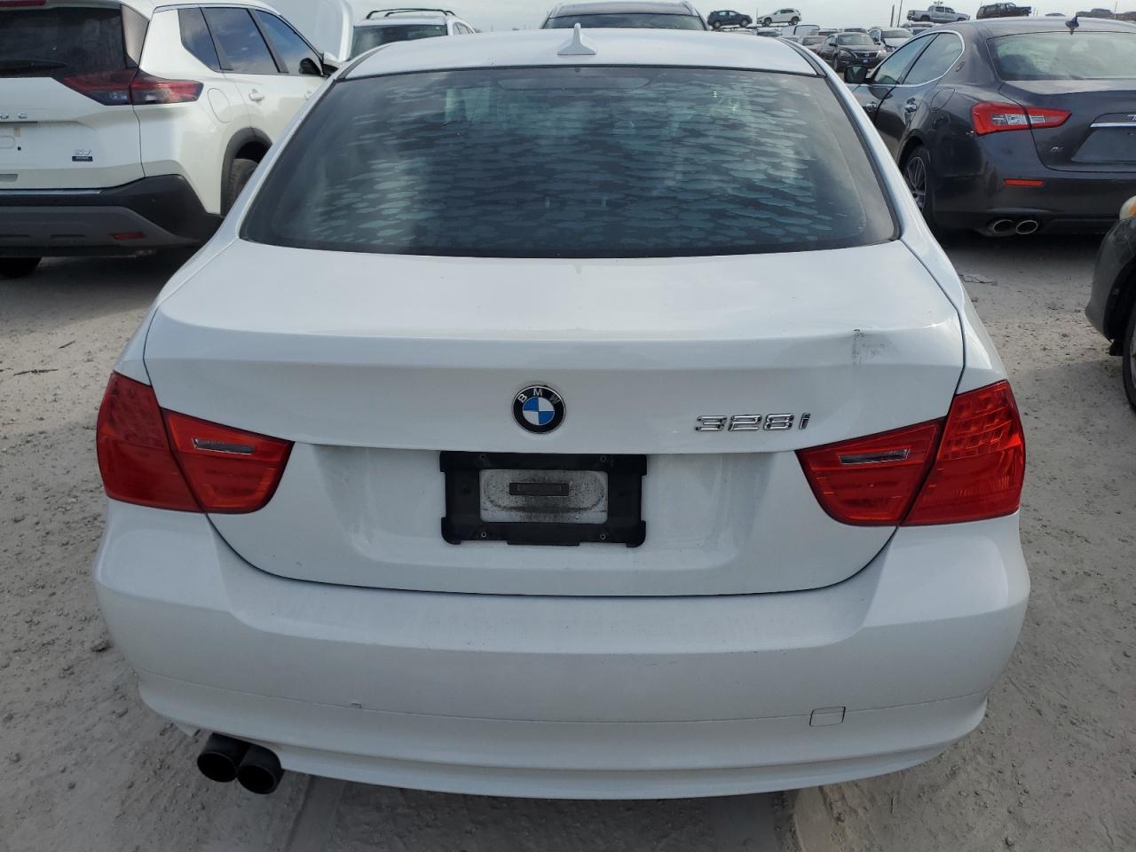 2011 BMW 328 I VIN: WBAPH7C59BE851076 Lot: 76577464