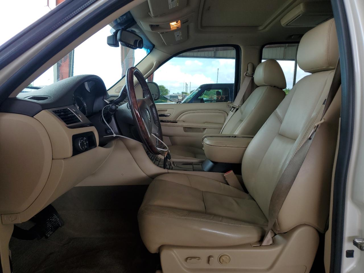 2011 Cadillac Escalade Premium VIN: 1GYS3CEF6BR260698 Lot: 77619284