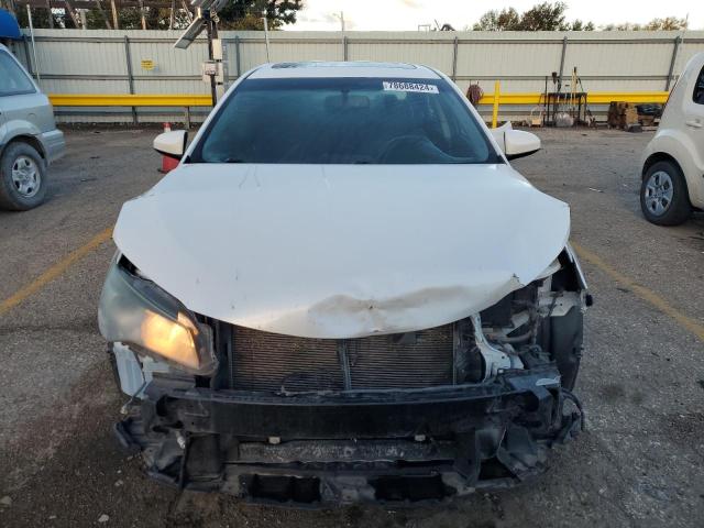  TOYOTA CAMRY 2016 White