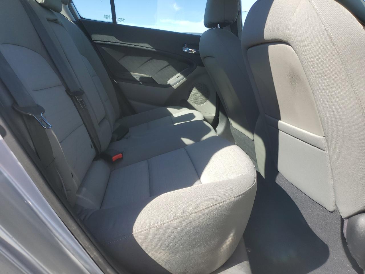 2014 Kia Forte - Image 10