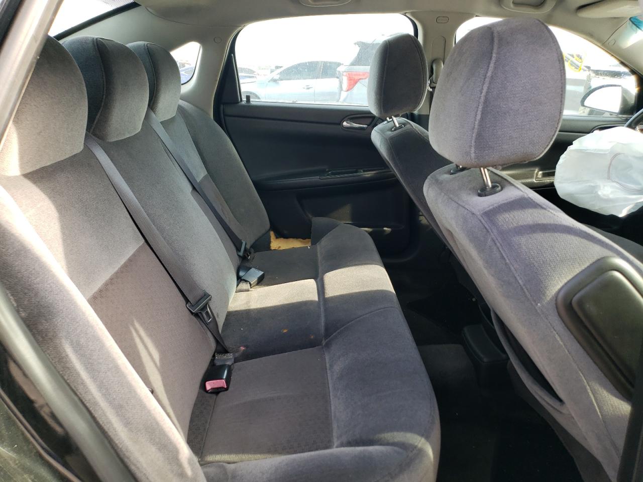 2011 Chevrolet Impala - Image 10