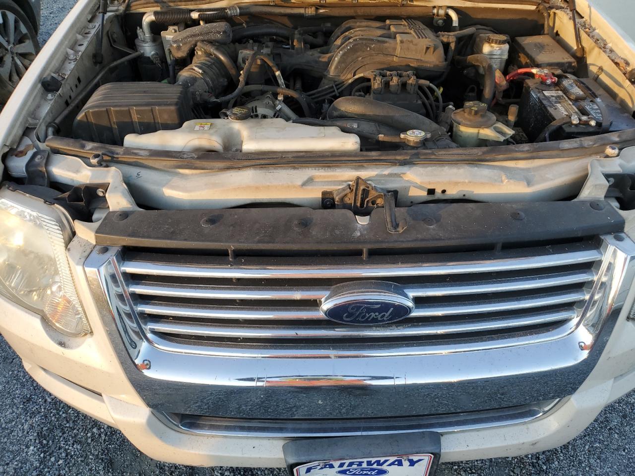 1FMEU65EX8UA42404 2008 Ford Explorer Limited