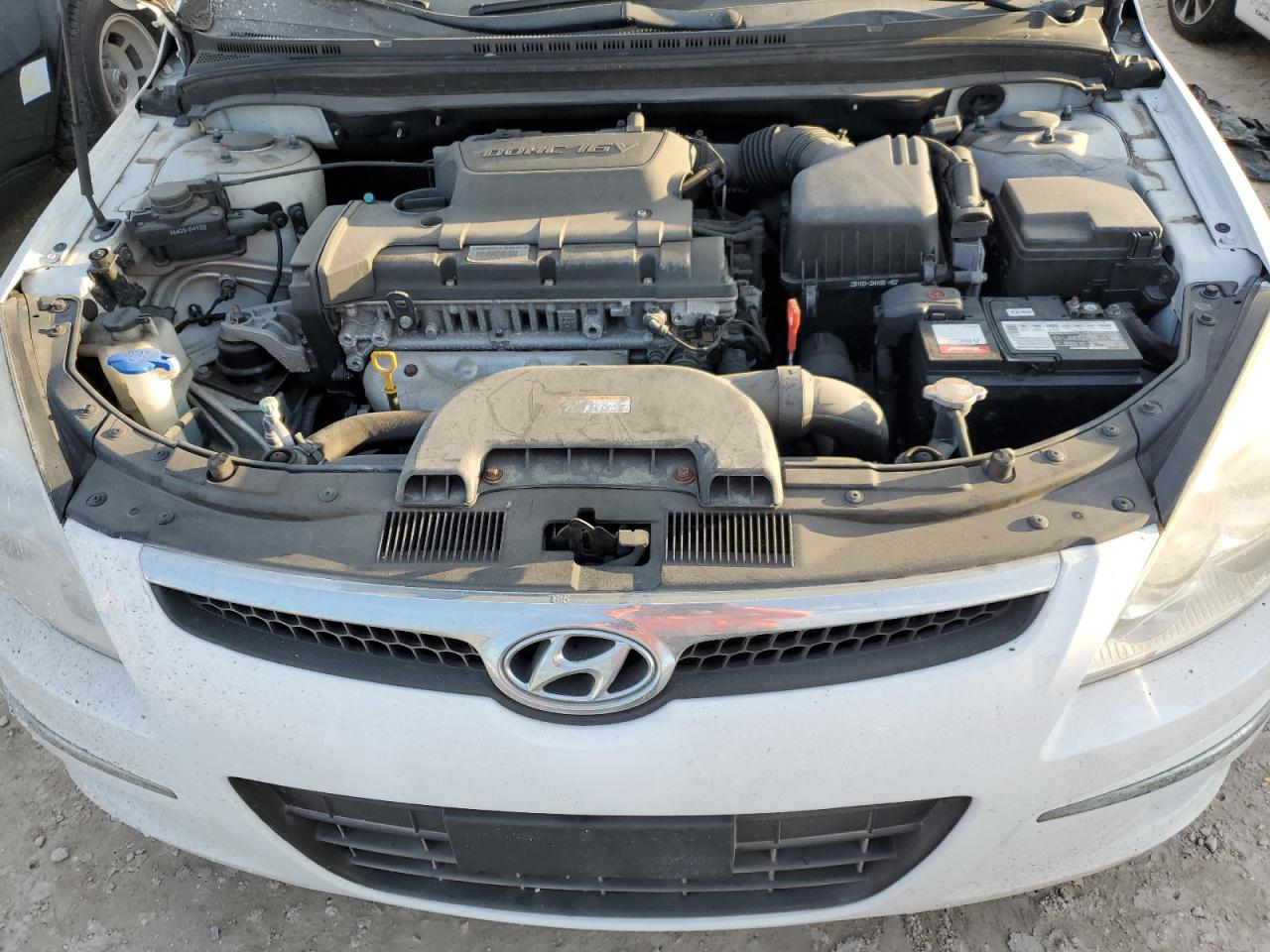 KMHDB8AEXBU126197 2011 Hyundai Elantra Touring Gls