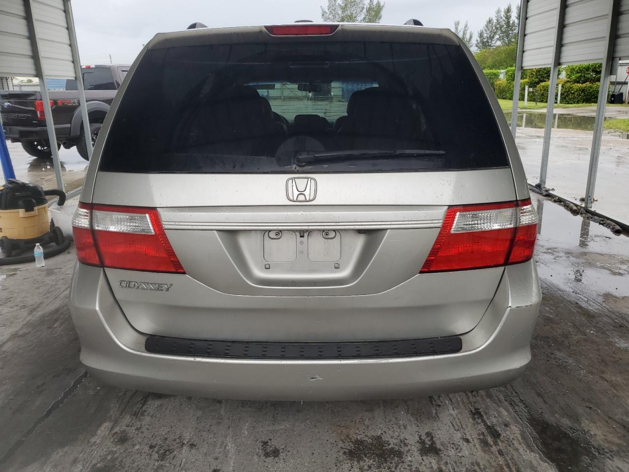 2007 Honda Odyssey Exl VIN: 5FNRL387X7B110406 Lot: 74924394