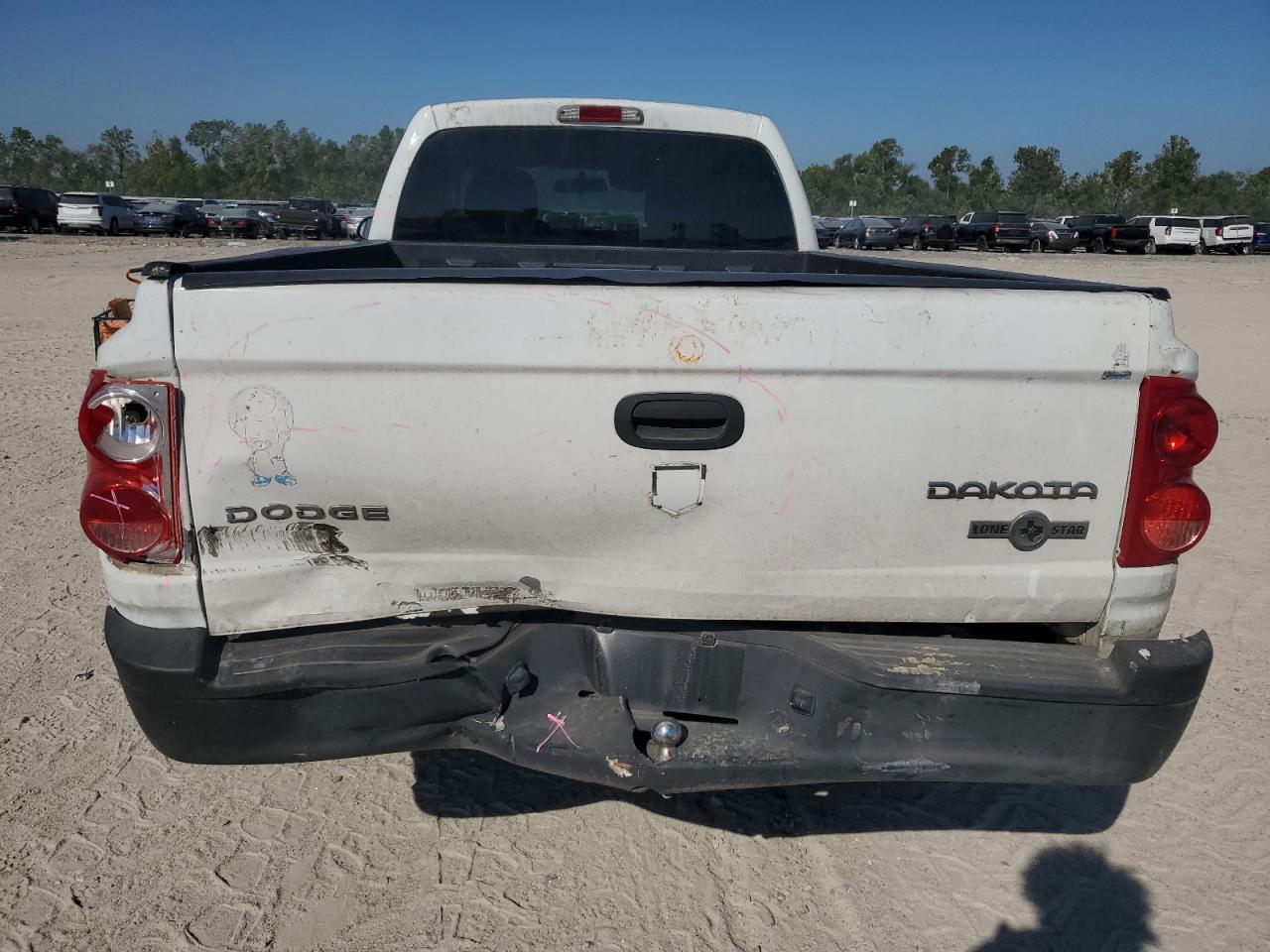 1D7RE3BK9BS580869 2011 Dodge Dakota Slt