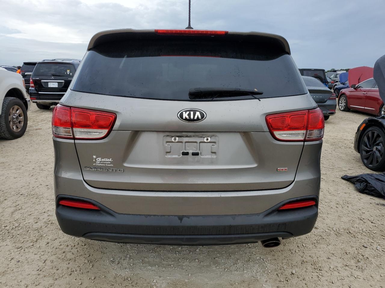 2017 Kia Sorento Lx VIN: 5XYPG4A3XHG239314 Lot: 74604074