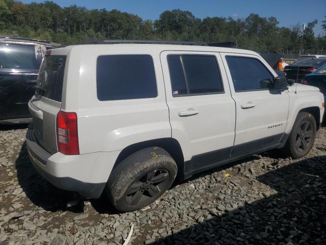  JEEP PATRIOT 2016 Белы