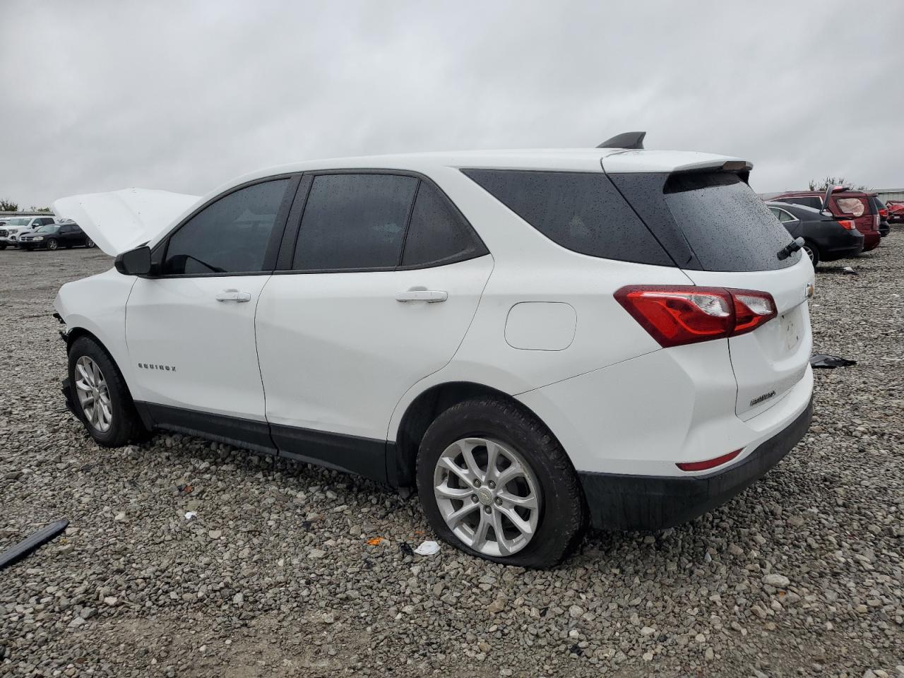2020 Chevrolet Equinox - Image 2
