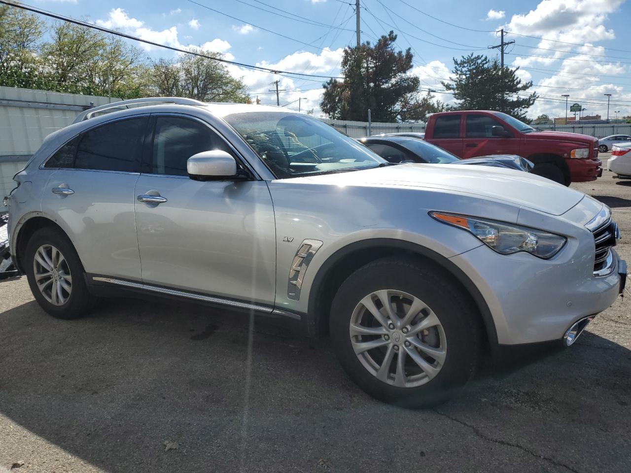 2015 Infiniti QX70 - Image 4