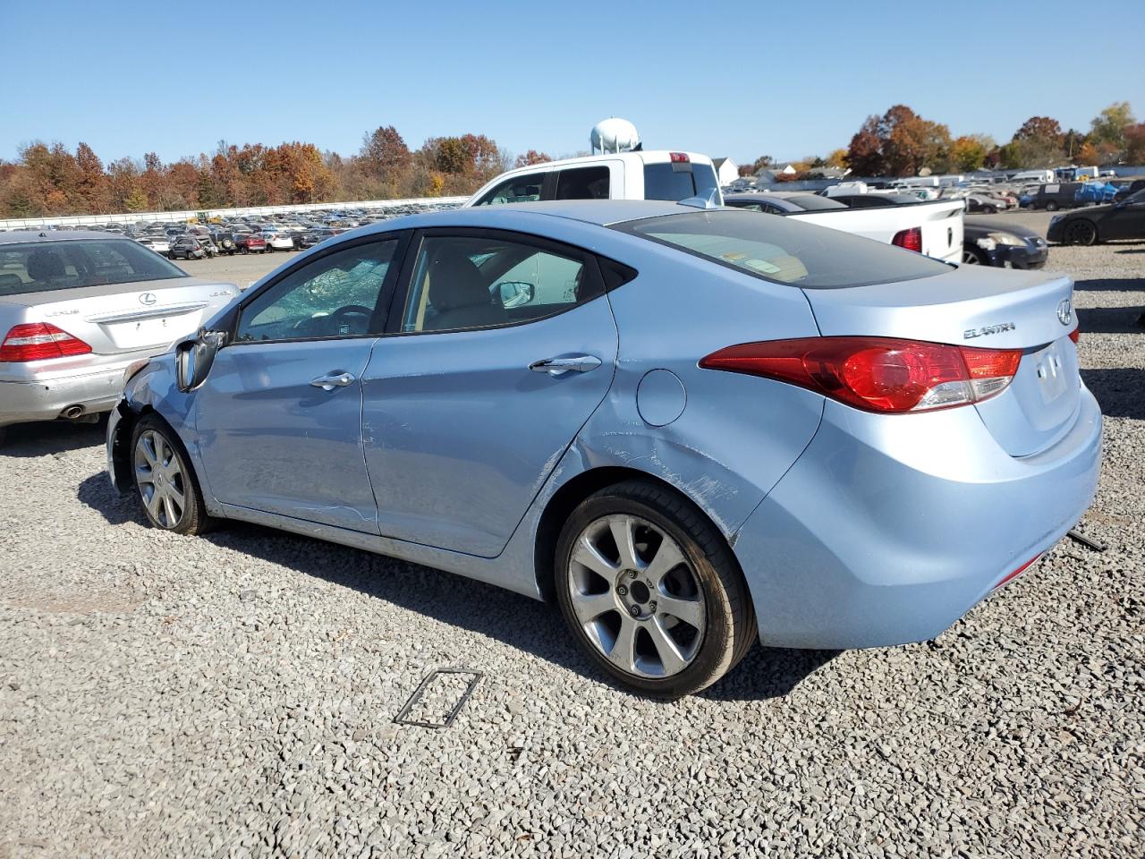 2012 Hyundai Elantra - Image 2