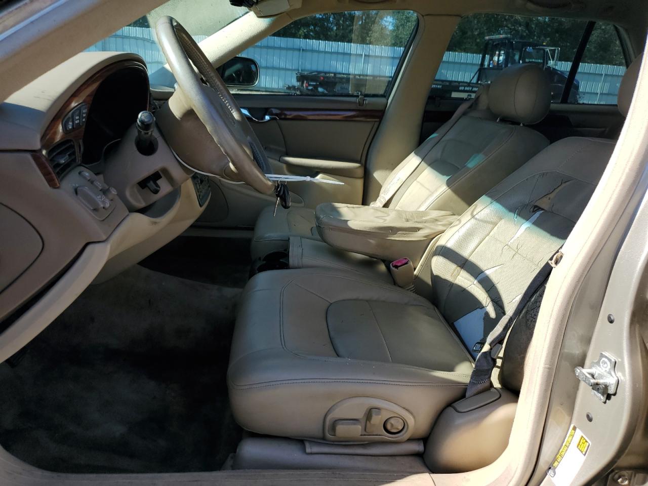 2005 Cadillac De Ville - Image 7