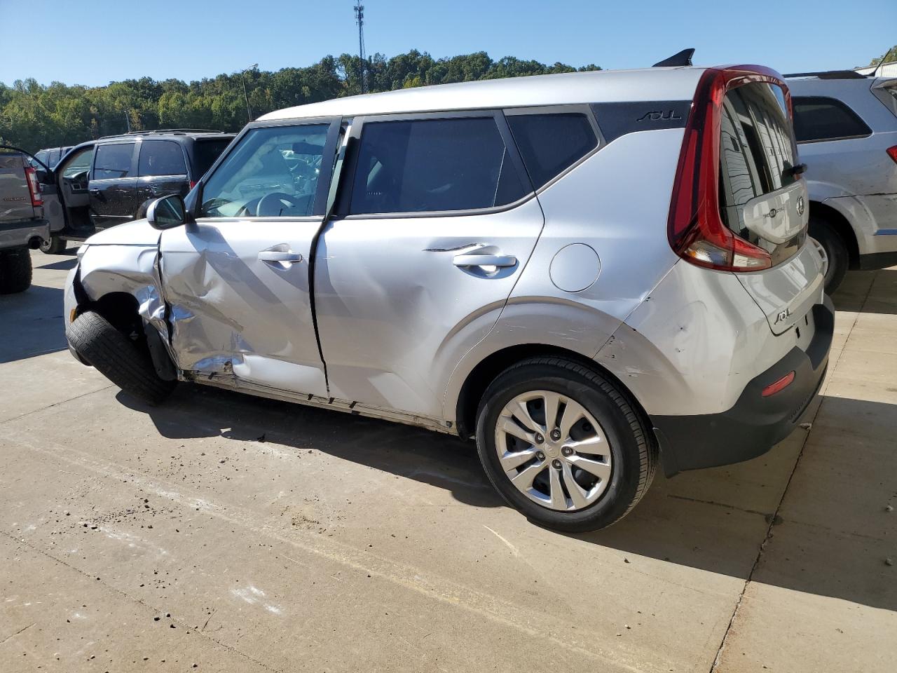 2020 Kia Soul - Image 2